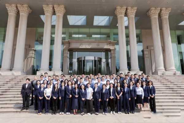 上海农商银行中青年干部培训班在复旦国际金融学院开班