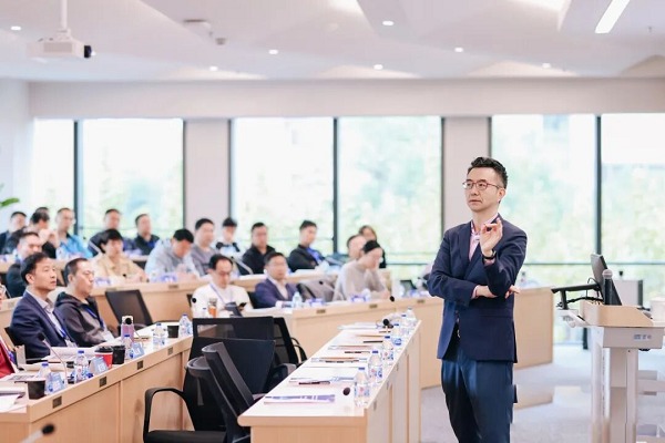 上海市领导干部专题研讨班整合学科优势，赋能高质量发展